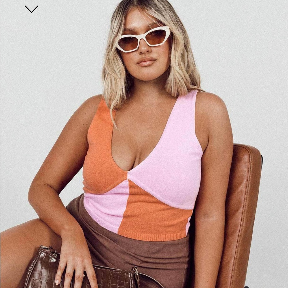 Color block crop tank